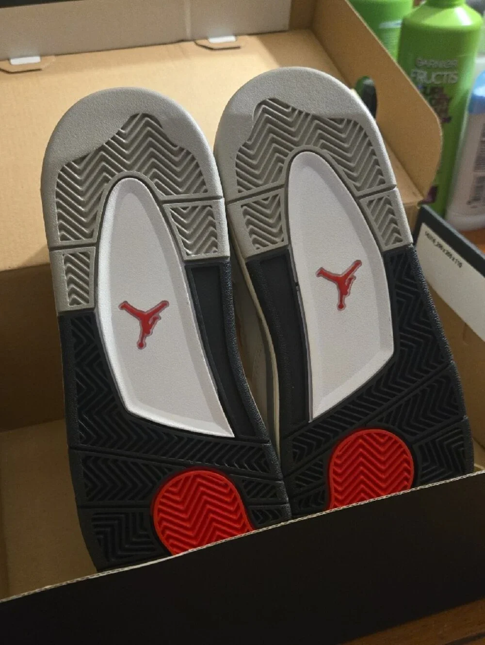 Jordan Kids Retro Sneaker in White, Beige & Gray with Red Jumpman